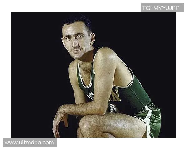 追溯初代足球球星风采与时代背景下的绿茵传奇